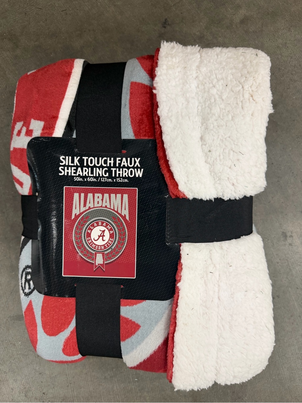 Alabama Red & White Sherpa-Lined Throw